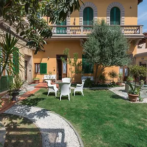 https://villa-il-mosaico.it-tuscanyhotel.com